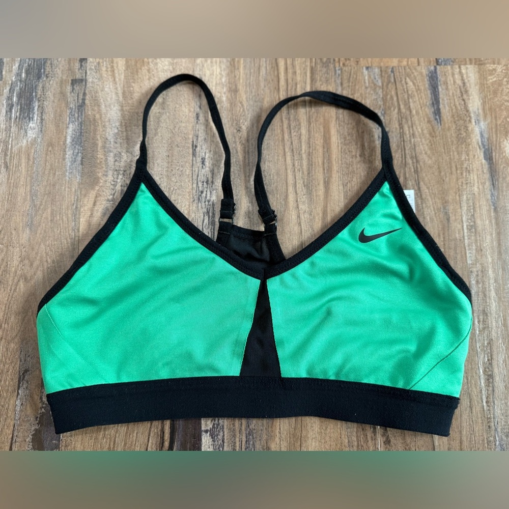 Nike | Women’s | Medium